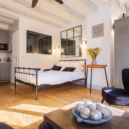 Au Grey D'Annecy, Studio Cosy Au Coeur De La Ville מראה חיצוני תמונה